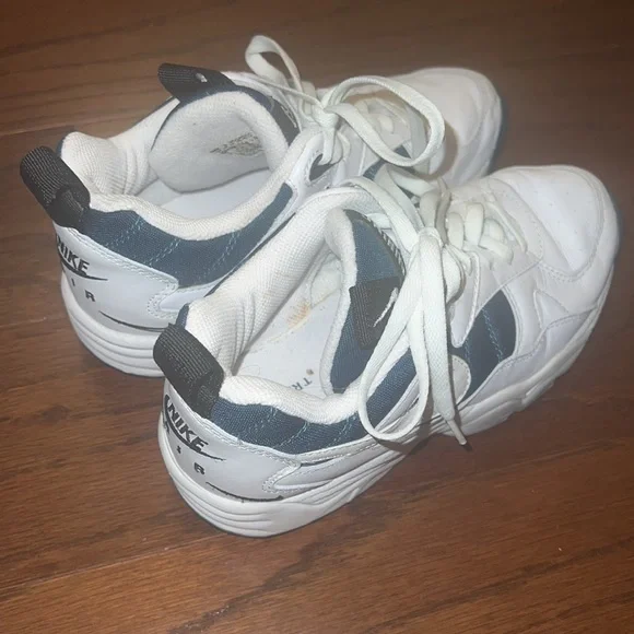 Vintage 90s Nike Air Cross Training Sneakers 7
